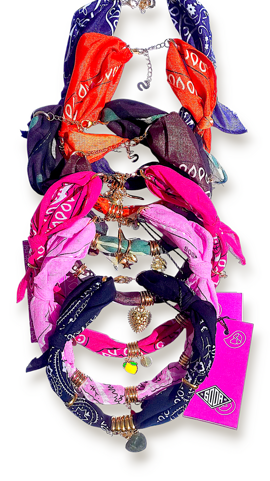 COLLANA IBIZA - collana modello EVISSA bandana con charm in acciaio e oro