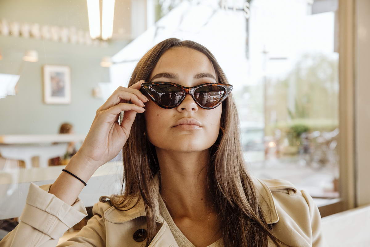 SODASHADE - cat eye sunglasses 2191 - tourtles