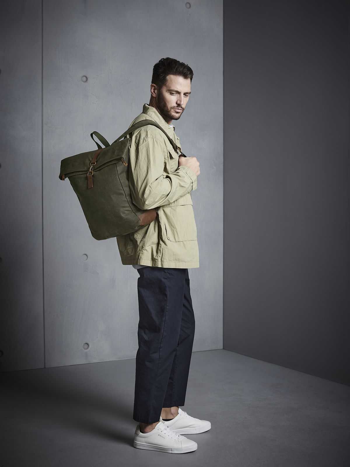 SODA - Heritage Waxed Canvas Backpack - military green
