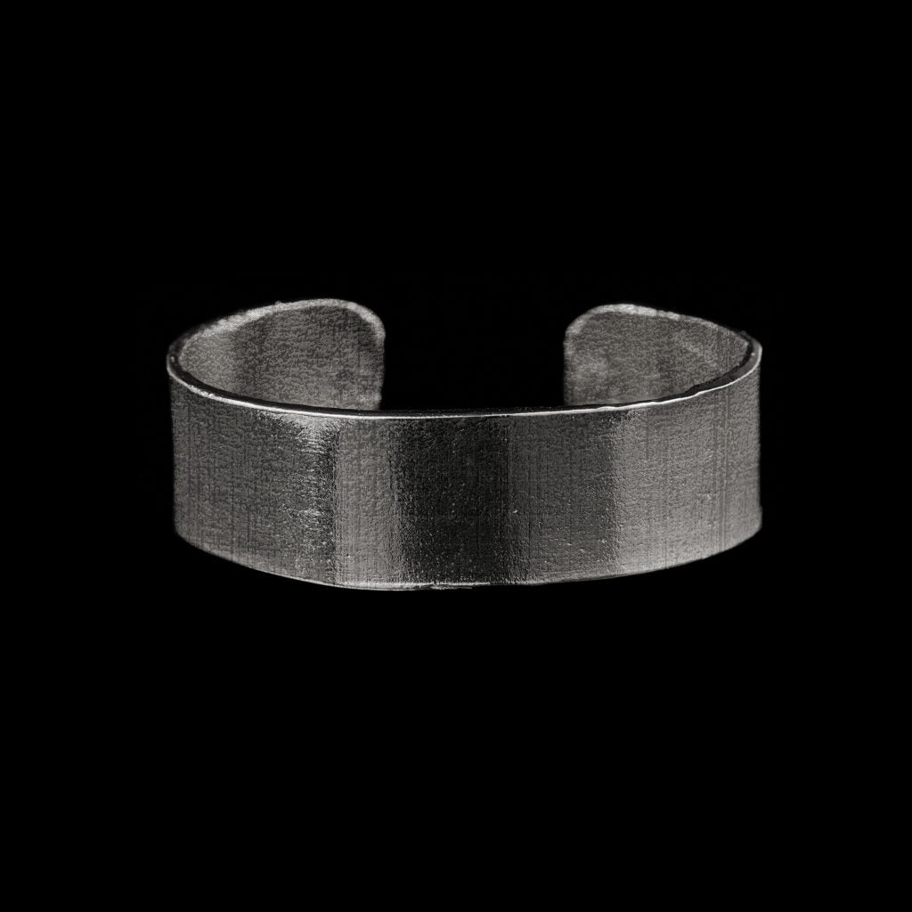 SODA - SMALL BAND SLAVE BRACELET
25 mm aged silver