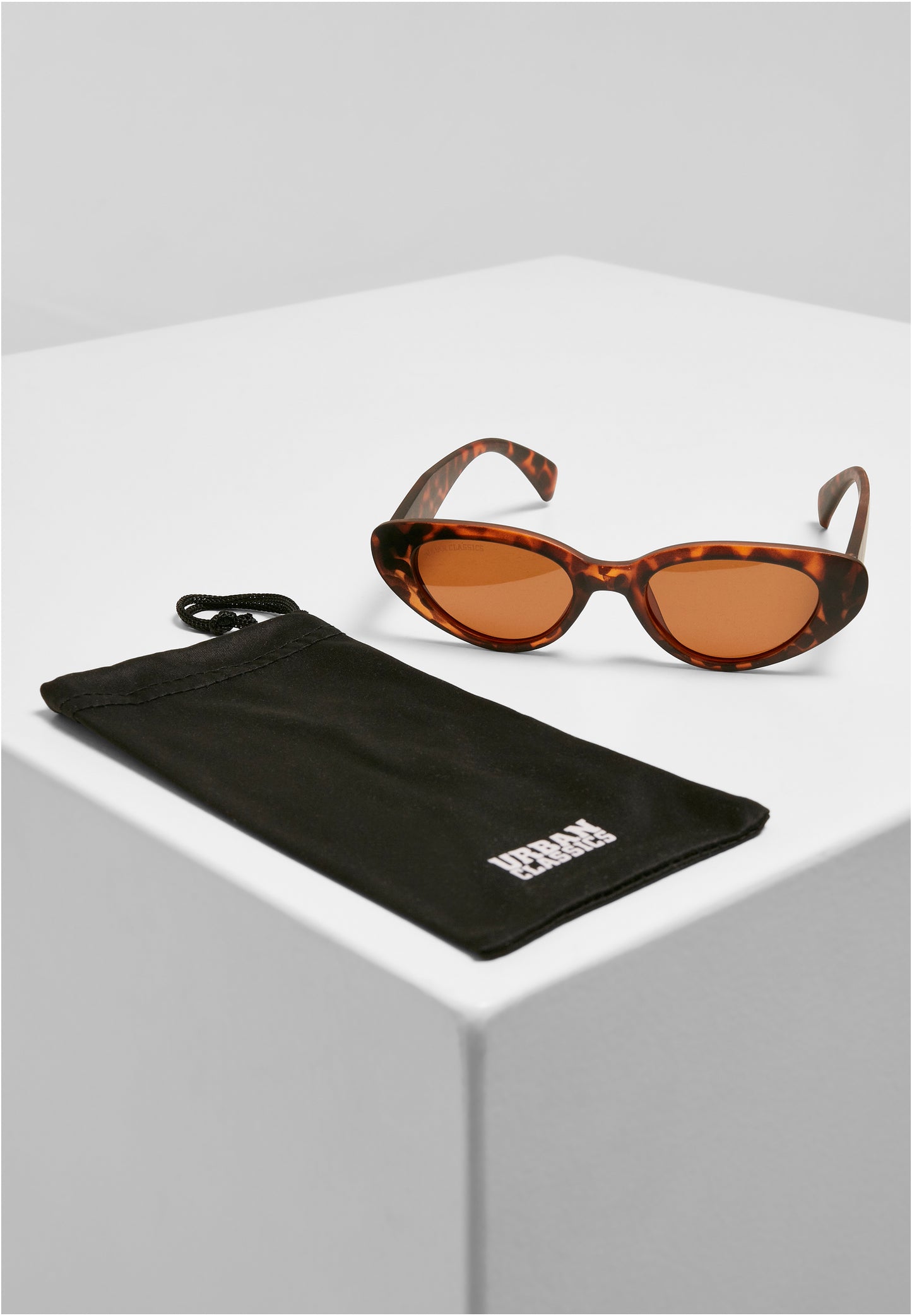Urban Classic - Sunglasses Puerto Rico With Chain
- Turtle