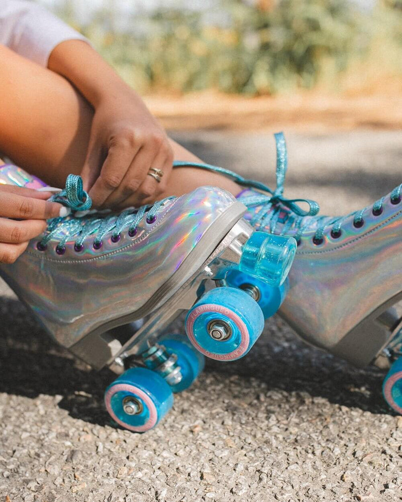 FLAMOGUEO - Holographic 4-wheel skates - BEVERLY