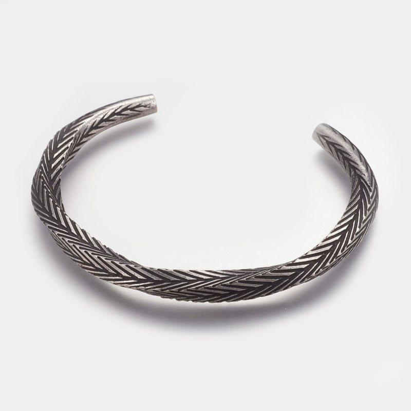 SODA - rigid Viking steel bracelet