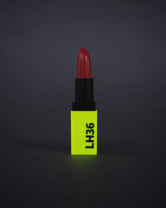 LH36CONFIDENT - Matte Lipstick