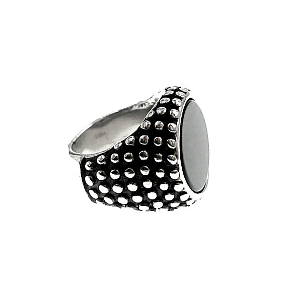 SODA - Black onyx dotted ring