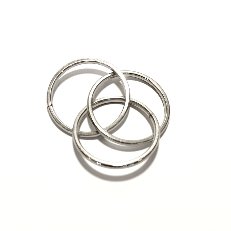 SODA - Ring with three intertwined sections