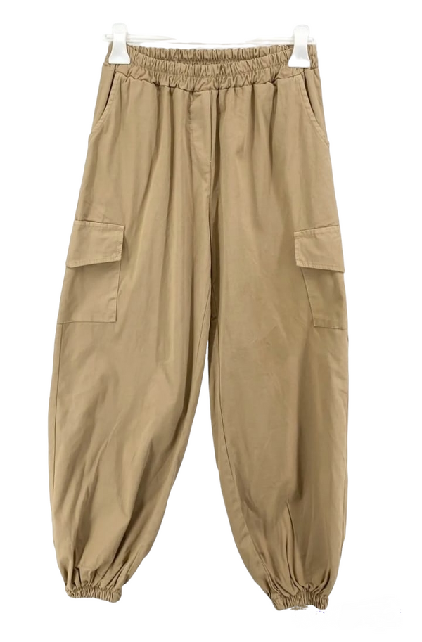 One size 40/46 beige cargo trousers