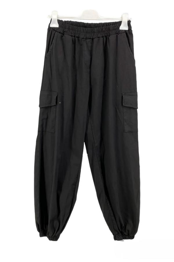 One size 40/46 cargo trousers Black