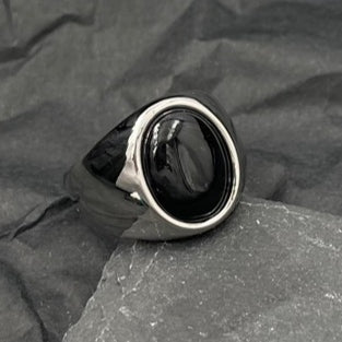 SODA - Oval black tourmaline stone ring