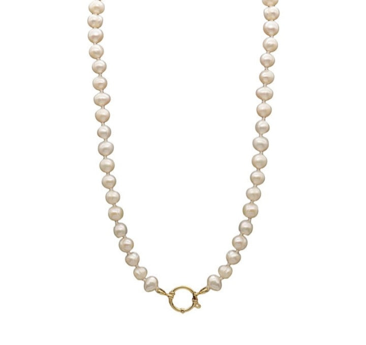 SODA - freshwater pearl necklace