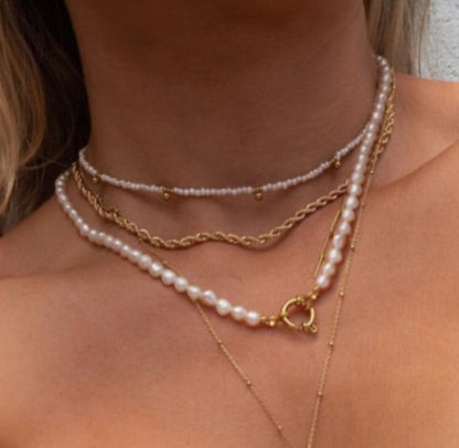 SODA - freshwater pearl necklace